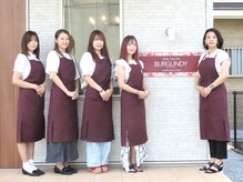 バーガンディ(BURGUNDY)