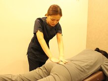 お客様の気になる部分を中心に施術していきます！