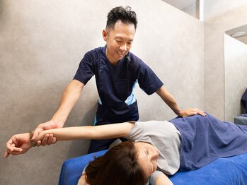 エコルスタ整骨院 整体院/整体施術中の様子