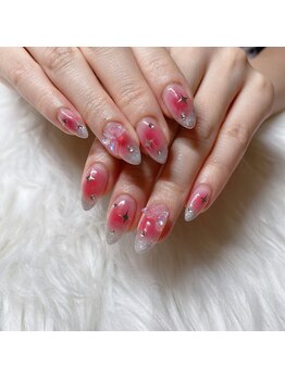 ワンホンチークネイル