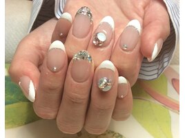 ～ビジューフレンチネイル～