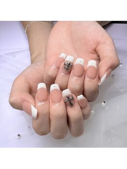ルーンネイル(Lune Nail)/フレンチネイル