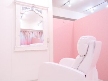 アイラッシュドレスの写真/【薬院駅すぐ◎】まつげパーマ/パリジェンヌ/アイブロウ/マツエク/LEDエクステ/&Healthyができるサロン♪