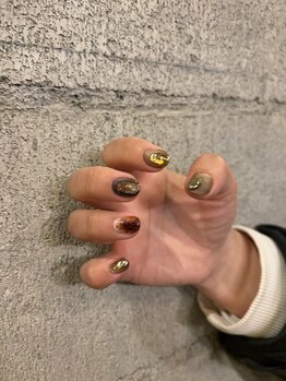 大人ニュアンスネイル