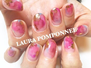 ローラポンポニー(Laura pomponnee)/トレンドネイル