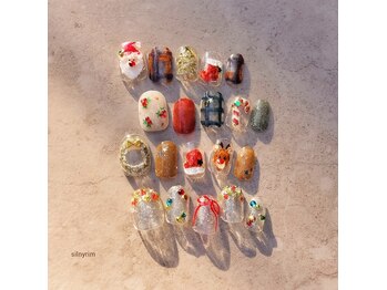 シルニー リム(Silny rim)/アシンメトリーニュアンスネイル