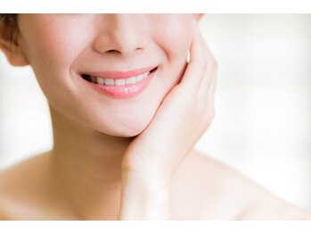 フワリ(Fuwari)の写真/イオン導入しながら肌を整え、毛穴の目立たない明るい素肌へトーンアップ！