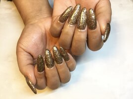 ゴールドスカルプネイル