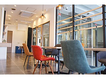 ザ フェース 西大寺店(THE FAITH)/カフェスペース