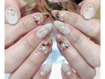 ジェイノヴァール(Jnovart)/