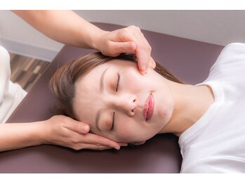 小顔整体研究所 KSラボ 町田店の写真/施術実績延べ100万人!エステ×コルギ×リラクを融合した独自技術【小顔整体コルギ+お悩み別オプション】