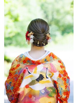 ラヴィーチ 大手町プレイス店の写真/小顔シェービングコース＋お肌に合わせたスペシャルケア60分で素肌美を追求