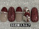 ボルドー×ドット×パーツ