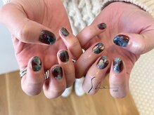 シー(SHE)/ニュアンスネイル