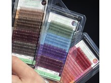 キノアイラッシュ(kino eyelash)の雰囲気（カラーエクステお取り扱い多数(画像は一部です)）