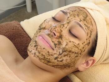 スキンハピネス(skinhappiness)の写真/内側から綺麗にするハーブピーリング★隠していた毛穴・トラブル肌を改善。堂々とすっぴんになれるように