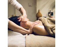 アンジール(ANJIR)/耳ツボ＋デコルテ