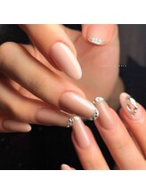 アデリー(ADELIAE)/