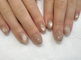 ベージュ×ニュアンス