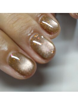 ぷるんと秋色マグネットネイル