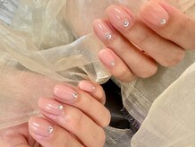 ヒラソルネイル(Girasol nail)/ベージュは定番カラー！