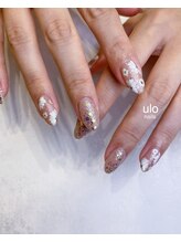 ウロネイルズ(ulo nails)/ふんわりフラワーネイル