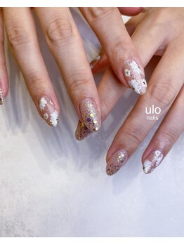 ウロネイルズ(ulo nails)/ふんわりフラワーネイル