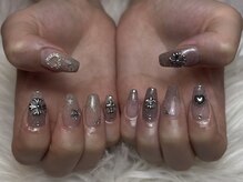 パーツやカラージェルも豊富に取り揃えております♪