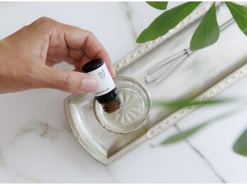 ルナルート ショウナン チガサキ(Luna Route Shonan Chigasaki)/お身体不調を天然の精油で整える