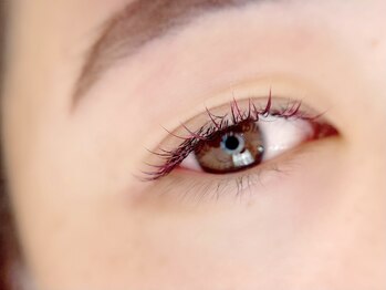 エミフィ(Emiphi)/