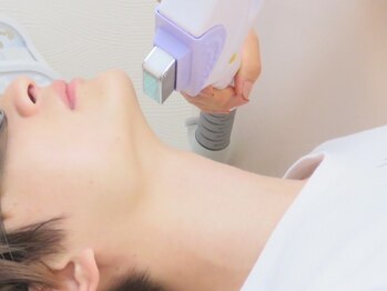 レバイス(REBYS)の写真/【メンズの身だしなみお任せ下さい★】ヒゲ脱毛とアイブロウは印象を劇的に変える第一歩！