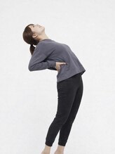 整体オガサワラ/後ろにカラダを、ゆっくり反らす