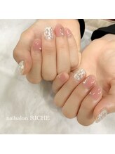 リッシュ(RICHE)/うるつやピンクのシェルネイル