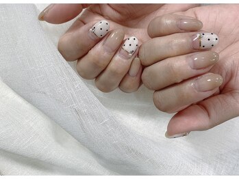08ネイル(08 nail&school)/ドットネイル☆