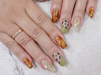 ネイル ビューティーマジック 葛西本店/べっ甲デザインネイル