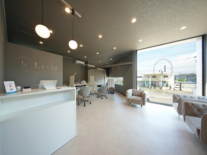 レヴィア 春江店(Levia)の写真