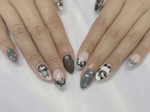 ハニービービー(Honey Bee Bee)/万博！ミャクミャクネイル