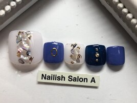 シェルフットネイル
