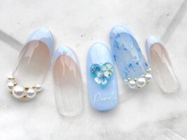 グラデーション×ブルーフレンチ