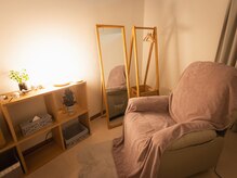 リフレクソロジーやマタニティの首肩ほぐし＋サ―ビス足湯