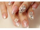 ビジューネイル¥8150パーツ別途