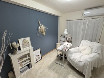 マル(Maru.)の写真/プライベート空間でゆったりと、サブスクも見れるサロン♪周りを気にせず映画やドラマを見ていただけます◎