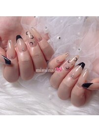 韓国　フレンチネイル