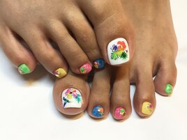 カラフル水面フットネイル