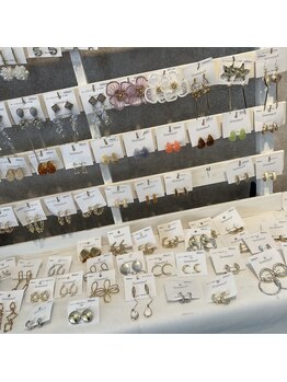 モアネイルズ(MORE-NAILS)/委託販売アクセサリー