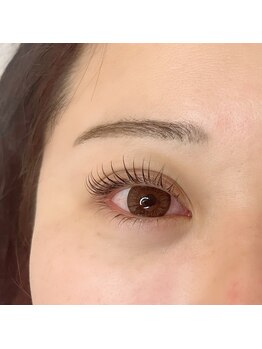 ニーナアイプラス(nina eye+)/まつ毛パーマ