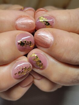 88歳でもネイルを楽しむ