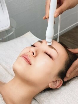 プティジョナ(Petit Jona)の写真/お顔のプロ在籍中★話題のフェイスワックス導入店！毛穴/古い角質を除去してワントーン明るいウル艶肌へ♪