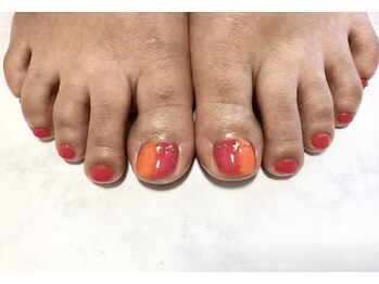 パラジェル登録サロン バランス シンプルネイル&アイラッシュ 新田東店(balance)/縦グラネイル