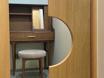 ニール イリ(NEELU ILI)の写真/【こだわりのプライベート空間】完全個室でゆったり施術が受けられます！リラックスしてお過ごしください♪